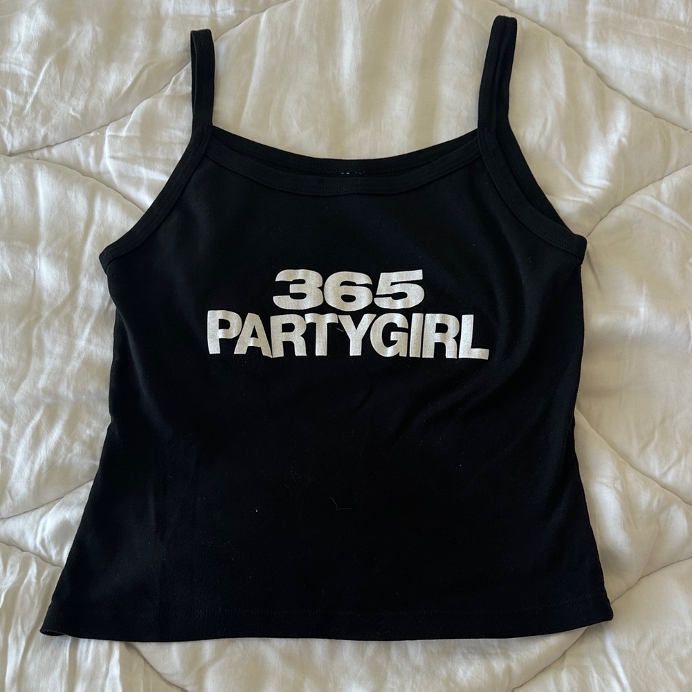 Charlie xcx tank